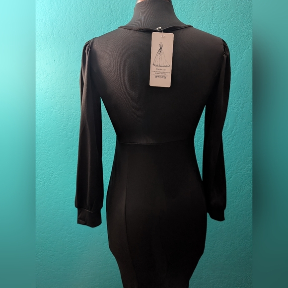 Elegant Black Long-Sleeve Wrap Maxi Dress - Picture 4 of 11